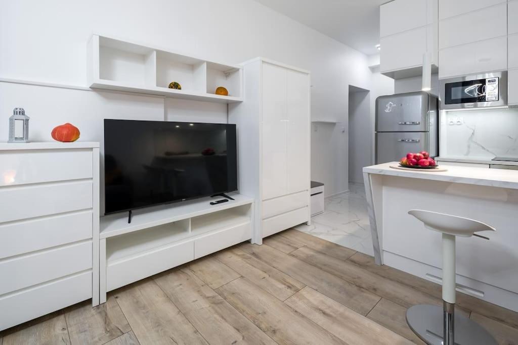 Charming Apartment In Calm And Central Area Cracovia Exterior foto